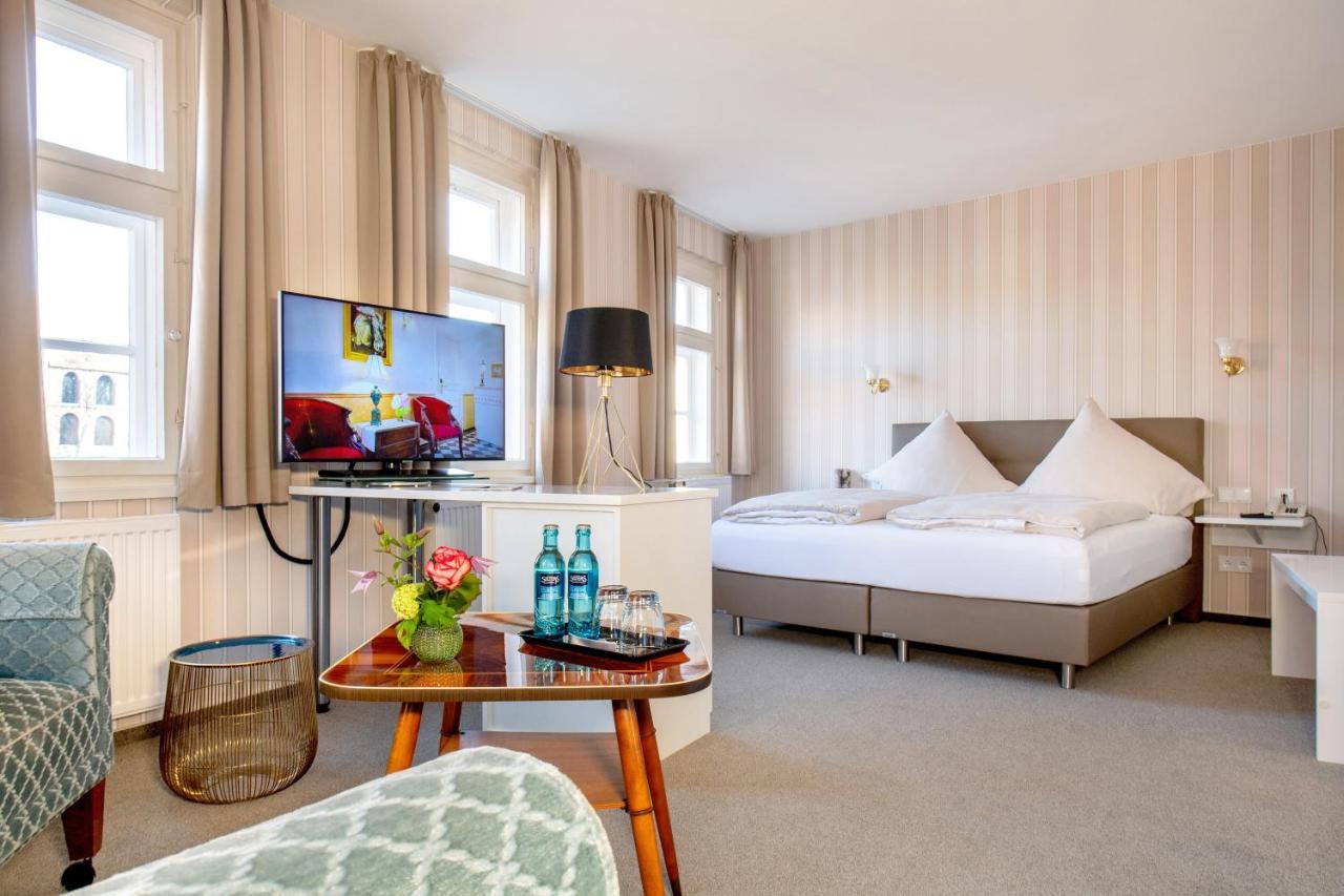 Hotel Busch เวสเตอร์ชเตเดอ ภายนอก รูปภาพ