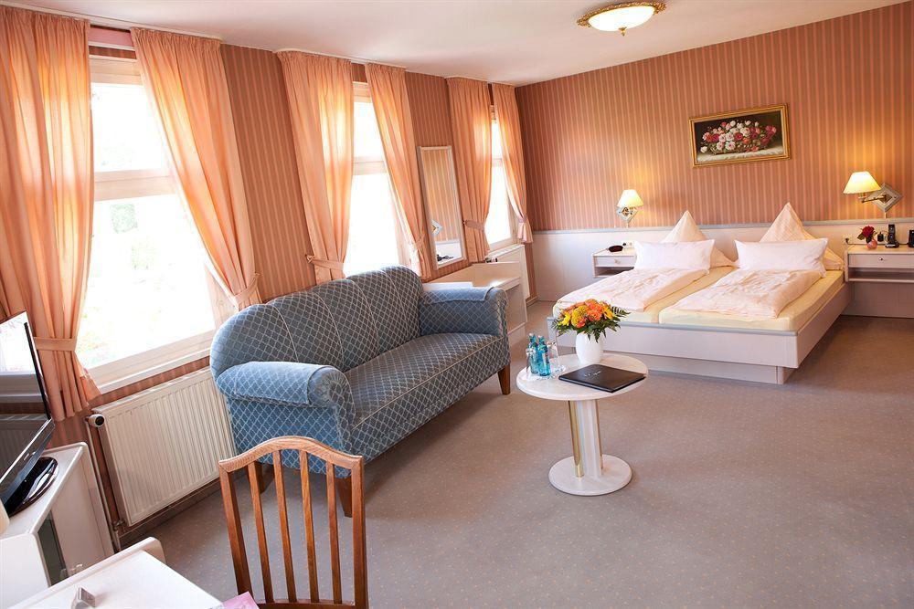 Hotel Busch เวสเตอร์ชเตเดอ ภายนอก รูปภาพ