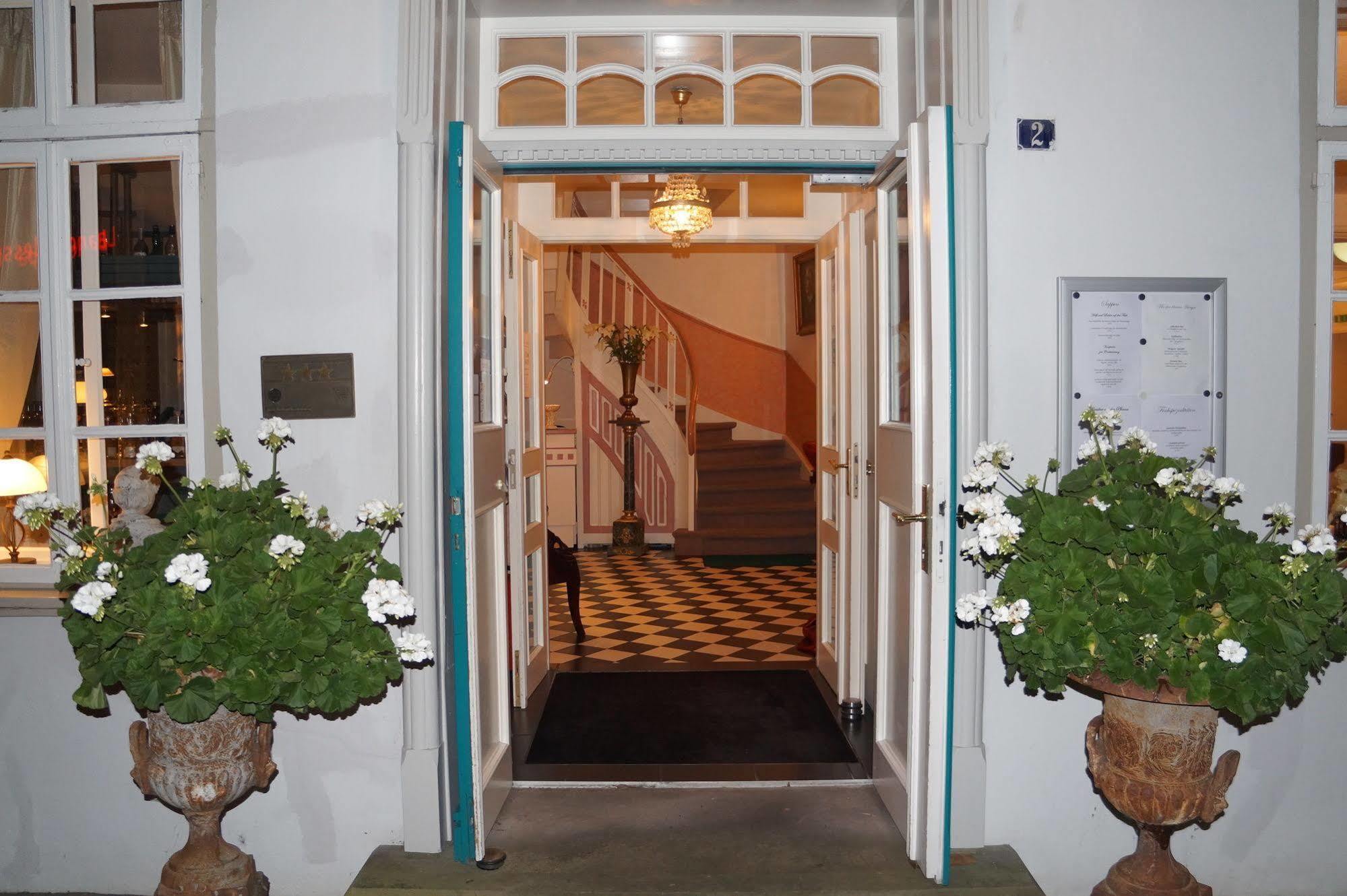 Hotel Busch เวสเตอร์ชเตเดอ ภายนอก รูปภาพ